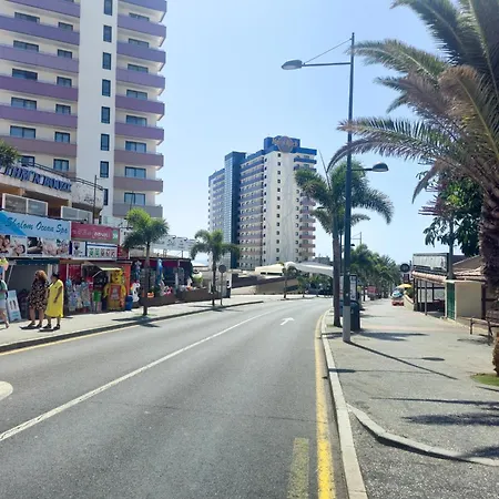 Club Paraiso By Helloapartments Apartman *