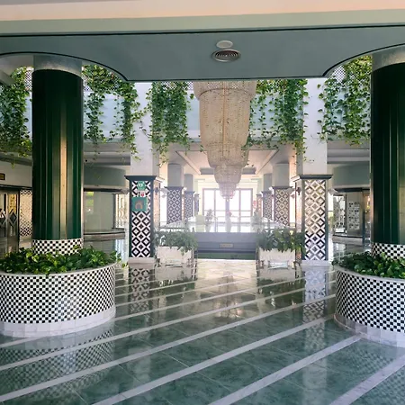 Apartman Club Paraiso By Helloapartments *