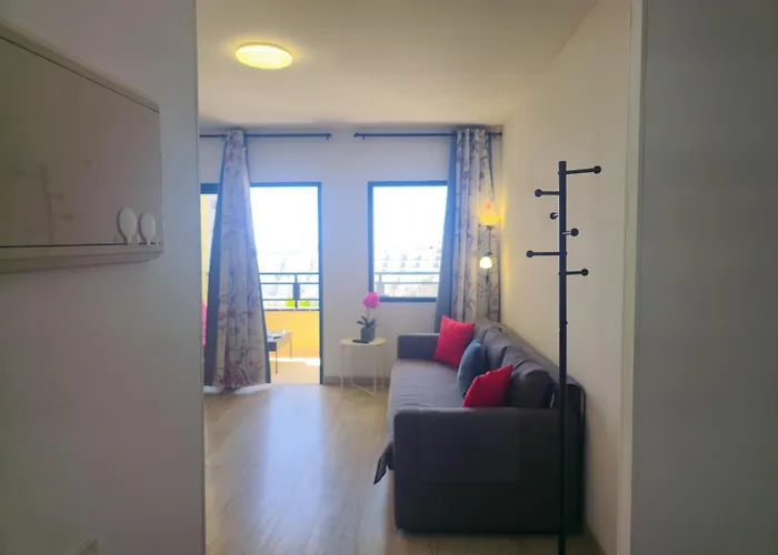 Club Paraiso By Helloapartments * Playa Paraiso (Tenerife)